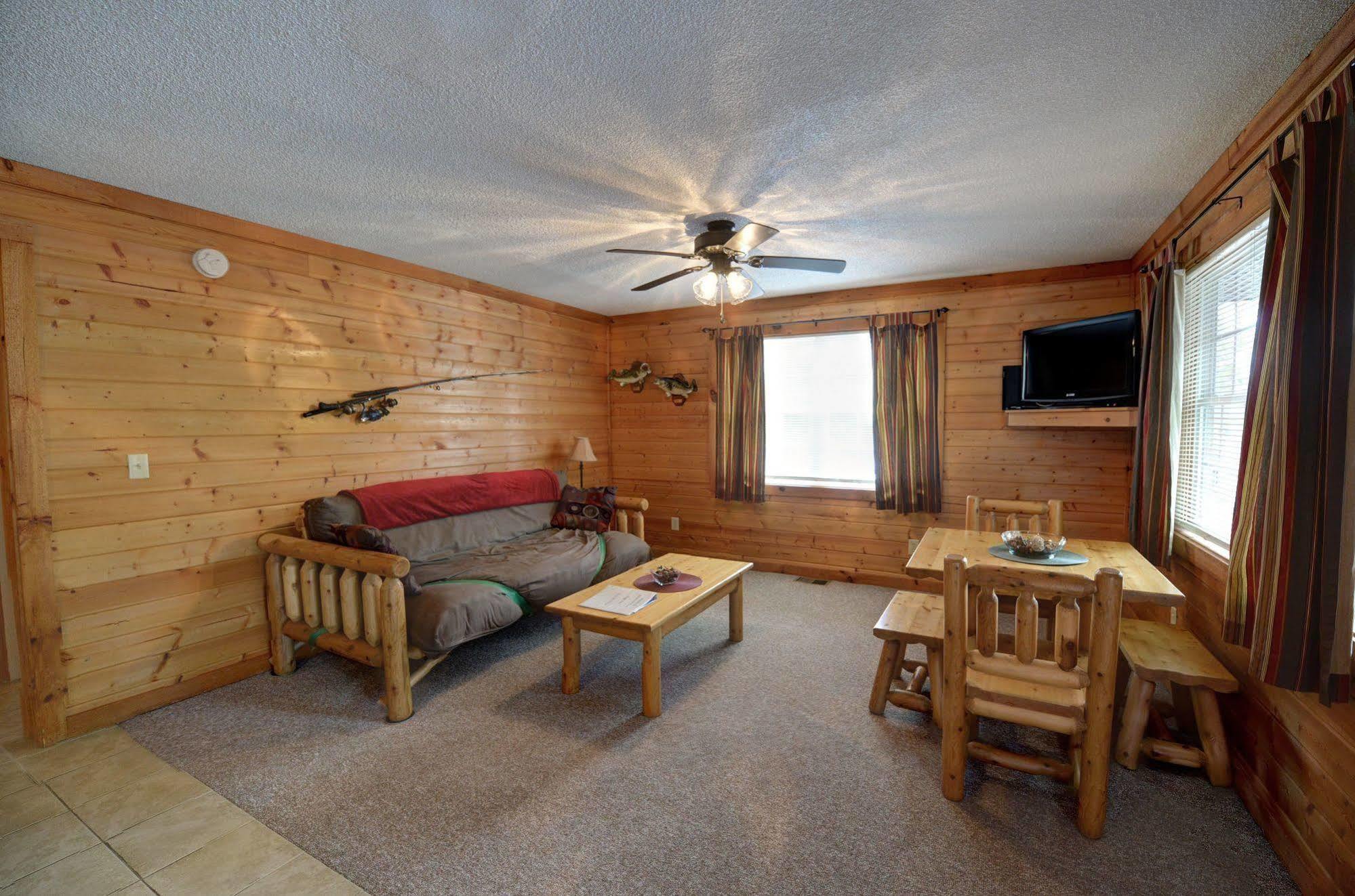 Blue Water Resort Dayton Екстериор снимка